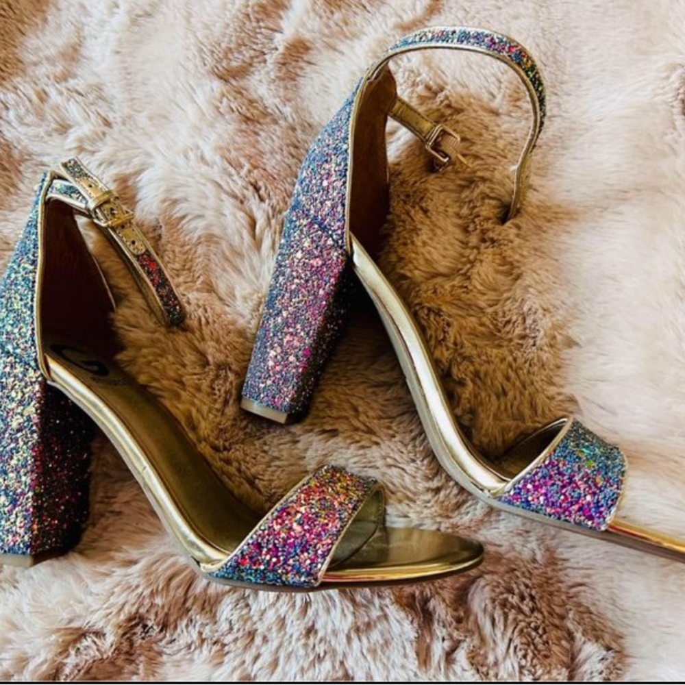Guess sparkly heels
